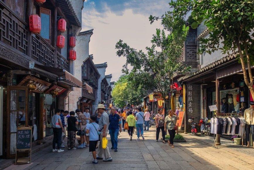 芭比的大学之旅